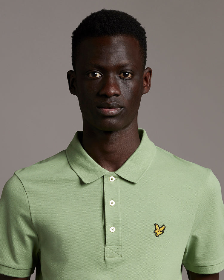 スリム半ポロシャツ