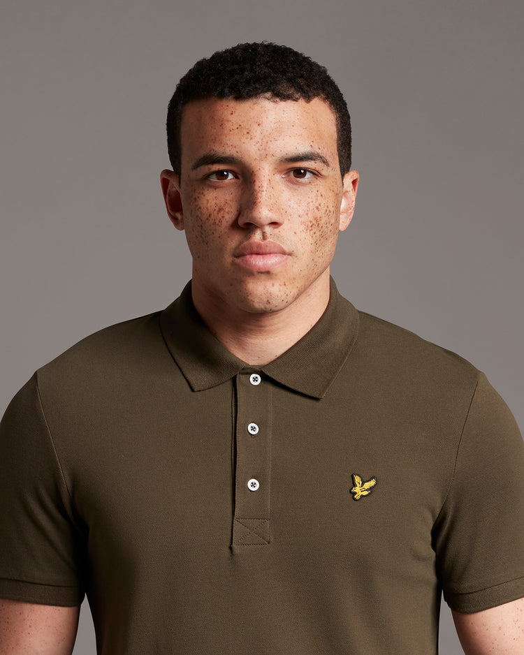 スリム半ポロシャツ