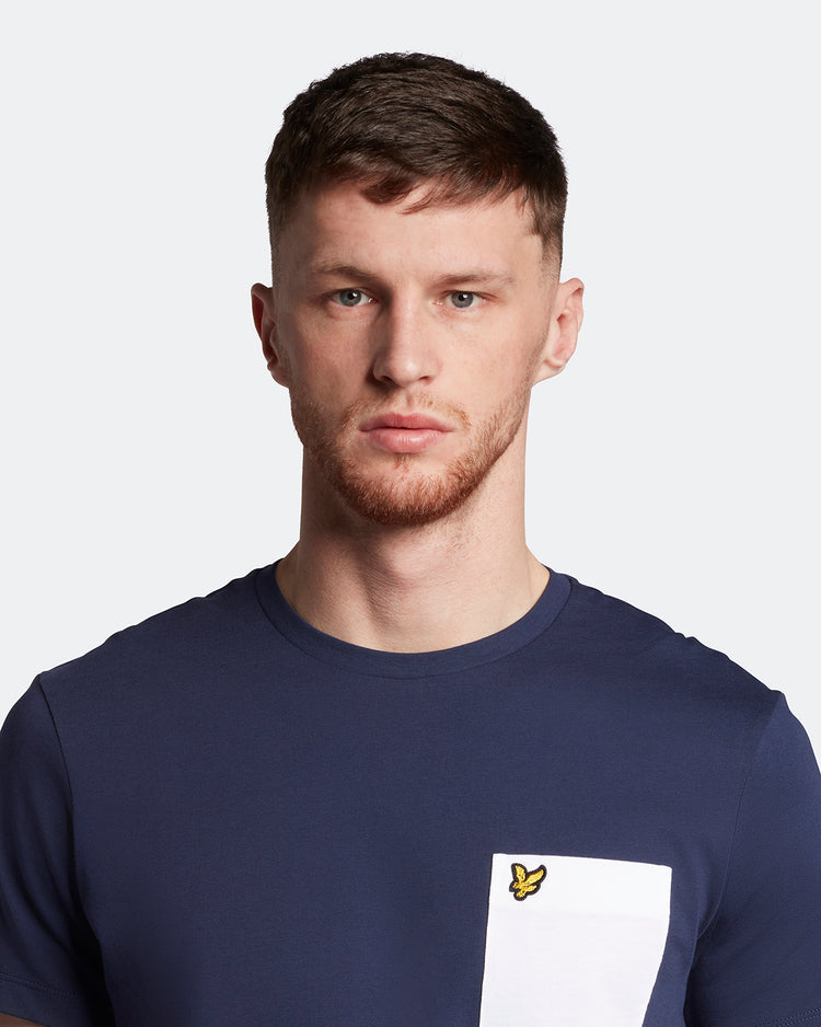 半袖ポケ付きTシャツ